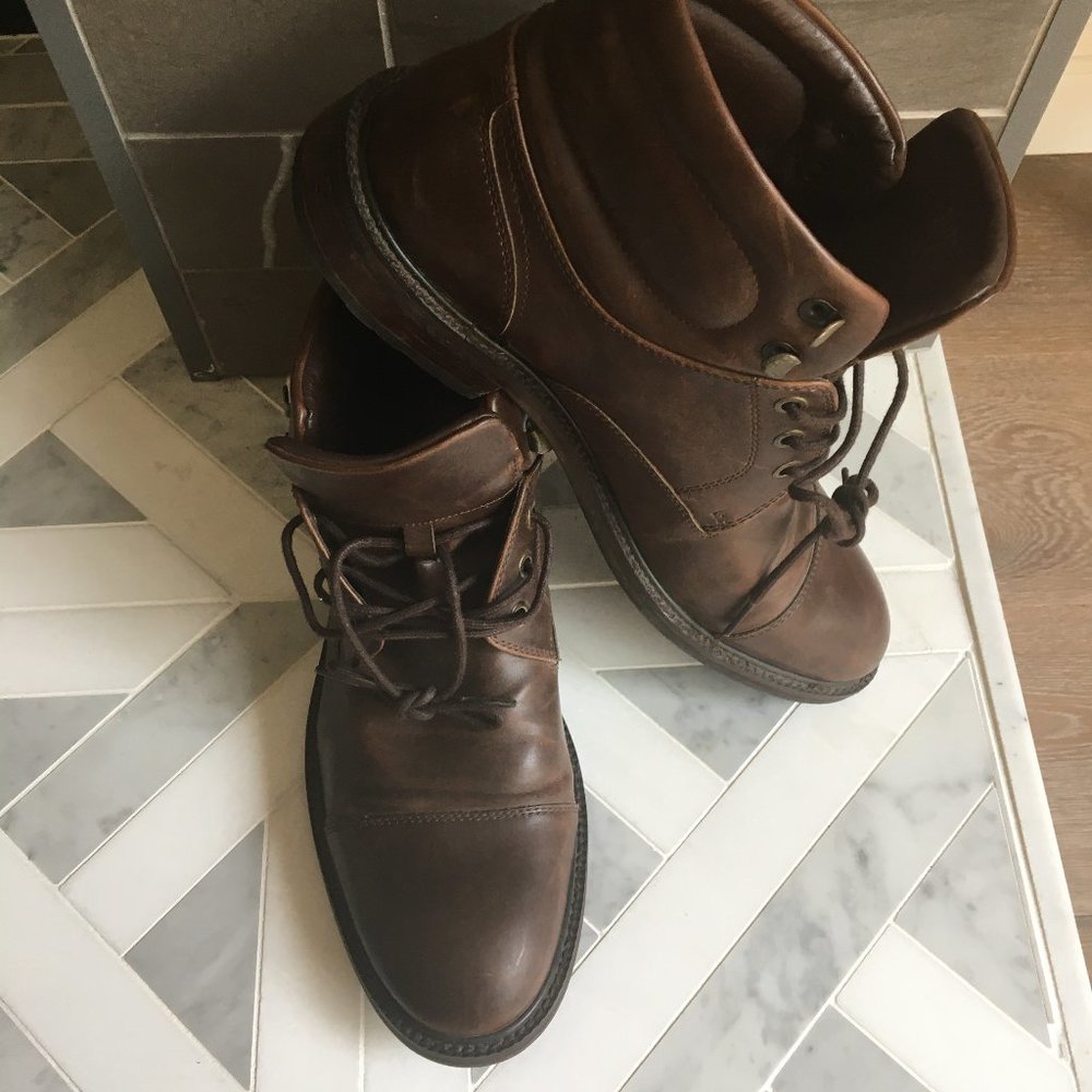 Kenneth Cole Roll With It High Top Boot